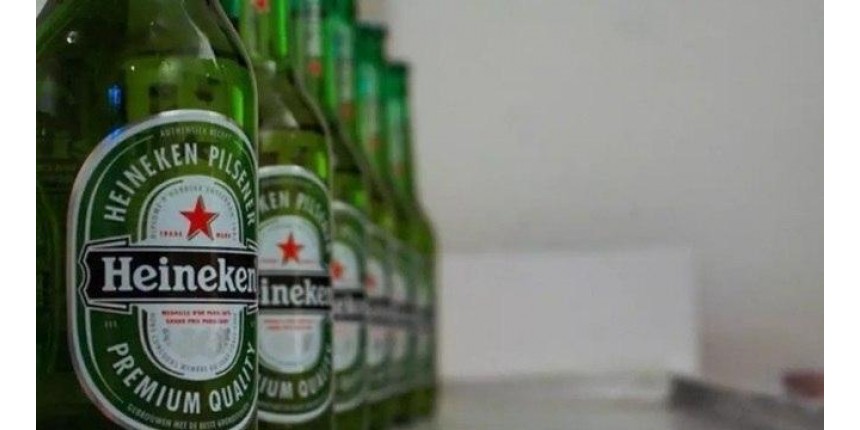 Heineken anuncia recall voluntário de garrafas que podem soltar lascas